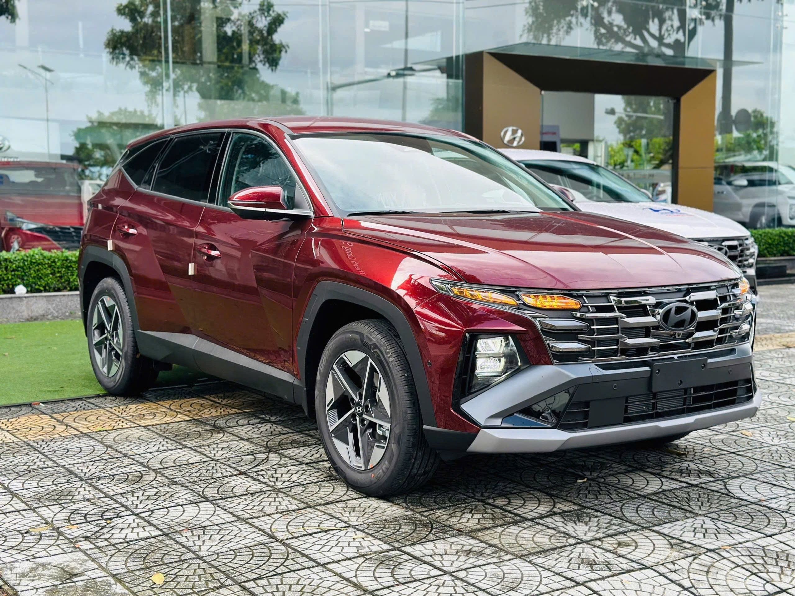 Hyundai Tucson 2.0 Xăng Đặc biệt