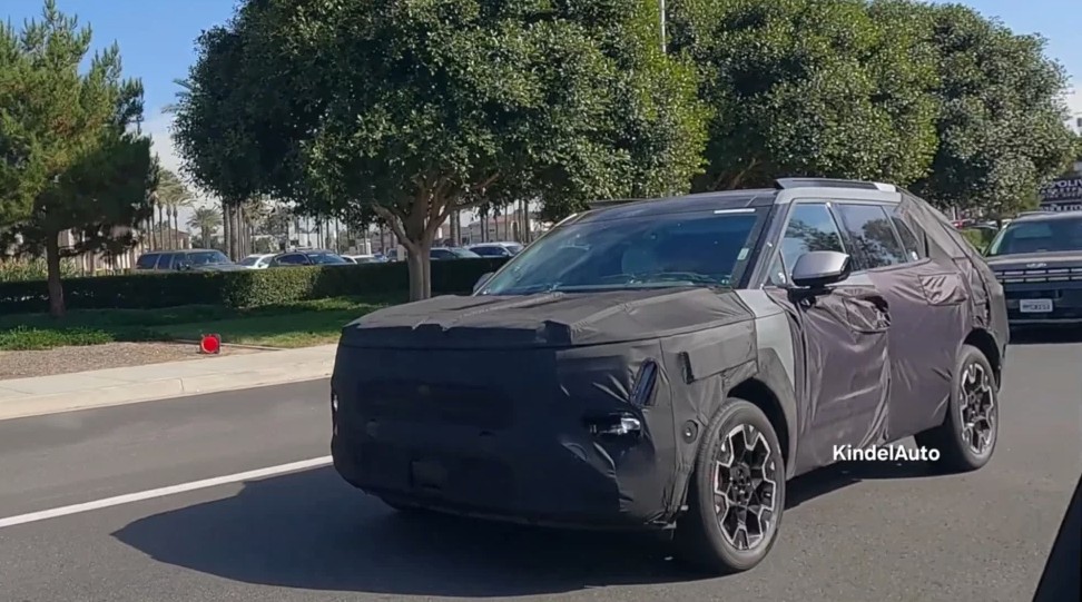 Hyundai Tucson 2027 lộ diện qua ống kính KindelAuto – Thiết kế mới, công nghệ tương lai, nội thất như xe điện