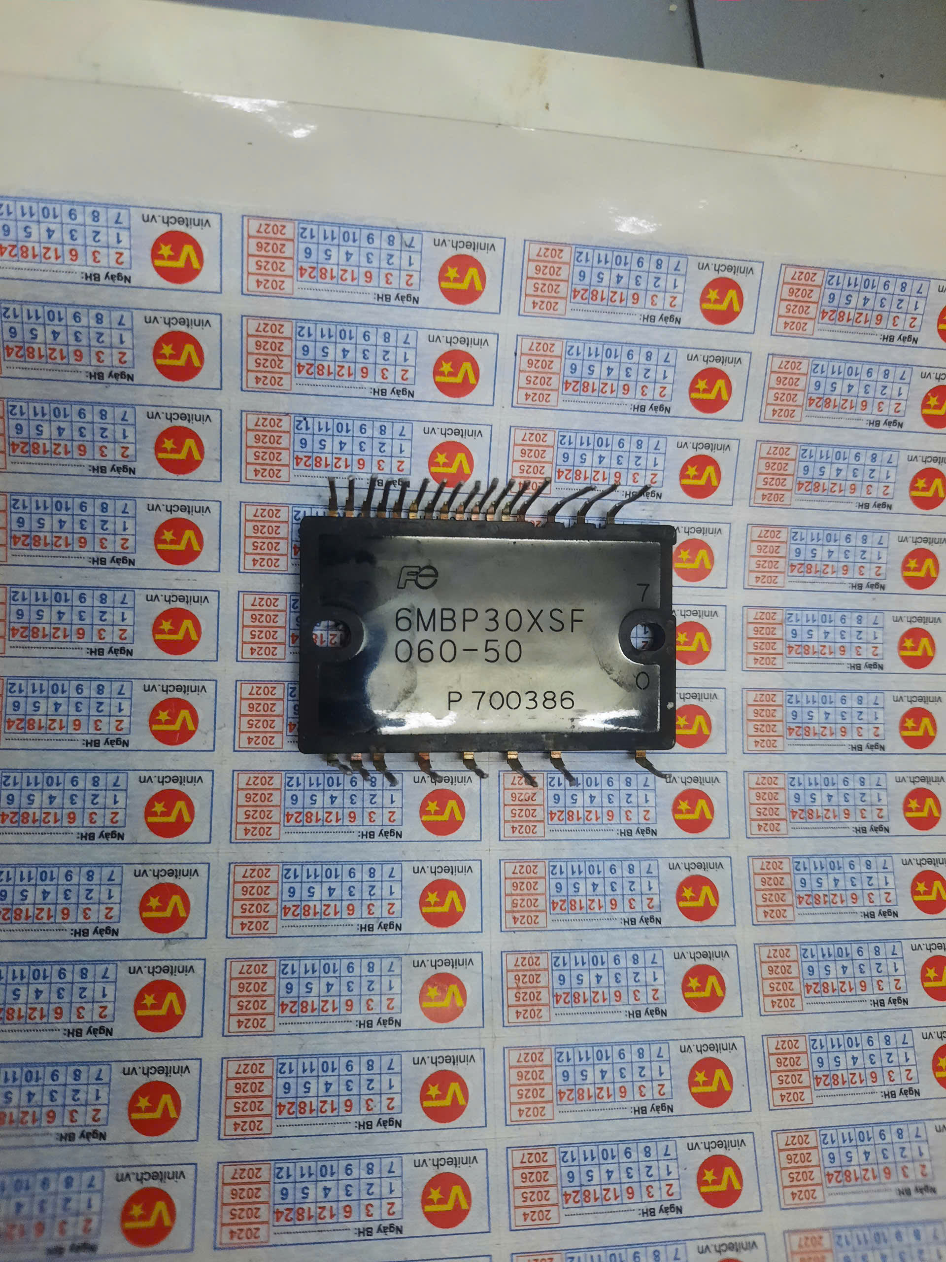 IGBT Fuji 6MBP30XSF060 50