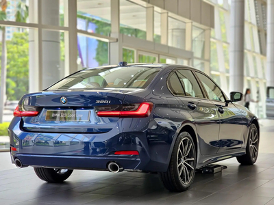BMW 320i Sport Line