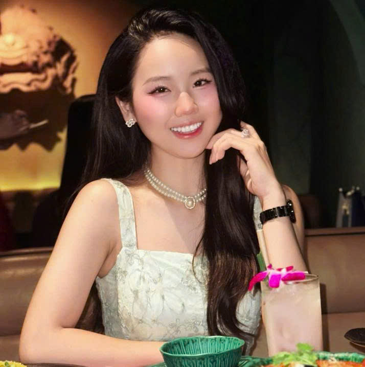 Ms. Hà - Kinh doanh - 0988.46.9996