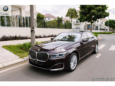 BMW 730Li Pure Excellence