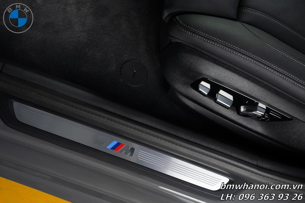 BMW 530i Luxury - Hình 17