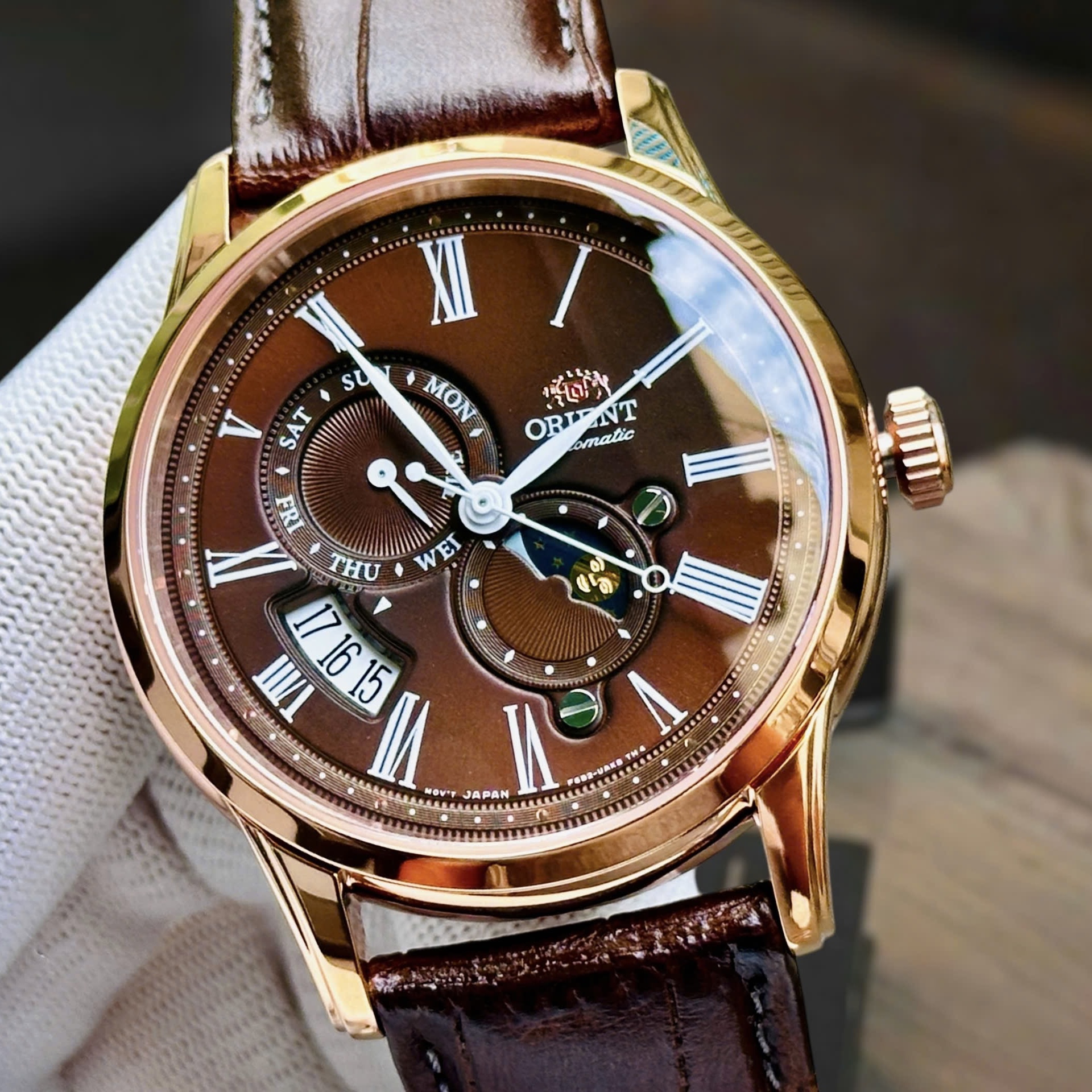 ĐỒNG HỒ ORIENT SUN & MOON GEN 3 RA-AK0007S