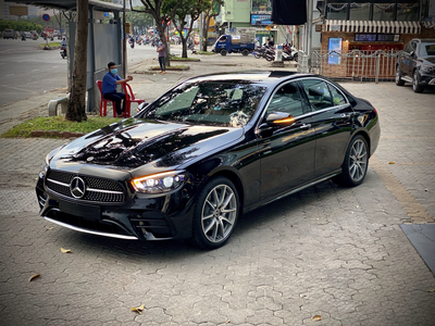 Mercedes Benz E300 AMG