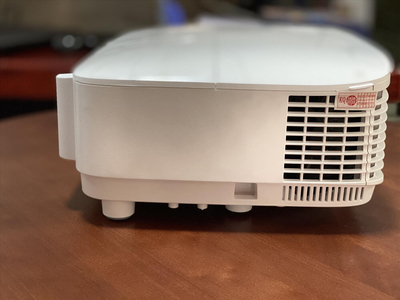 Máy chiếu Không Dây BenQ EW600