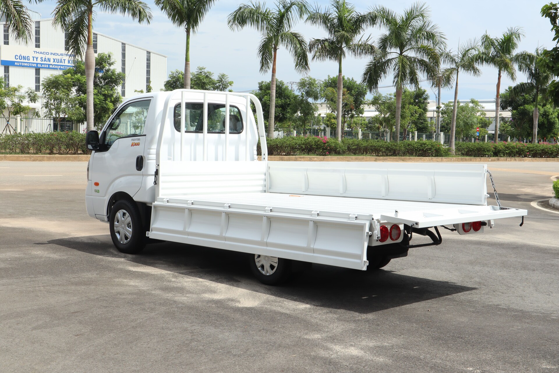 FRONTIER K200 - Thùng lửng - tải 1.990 kg