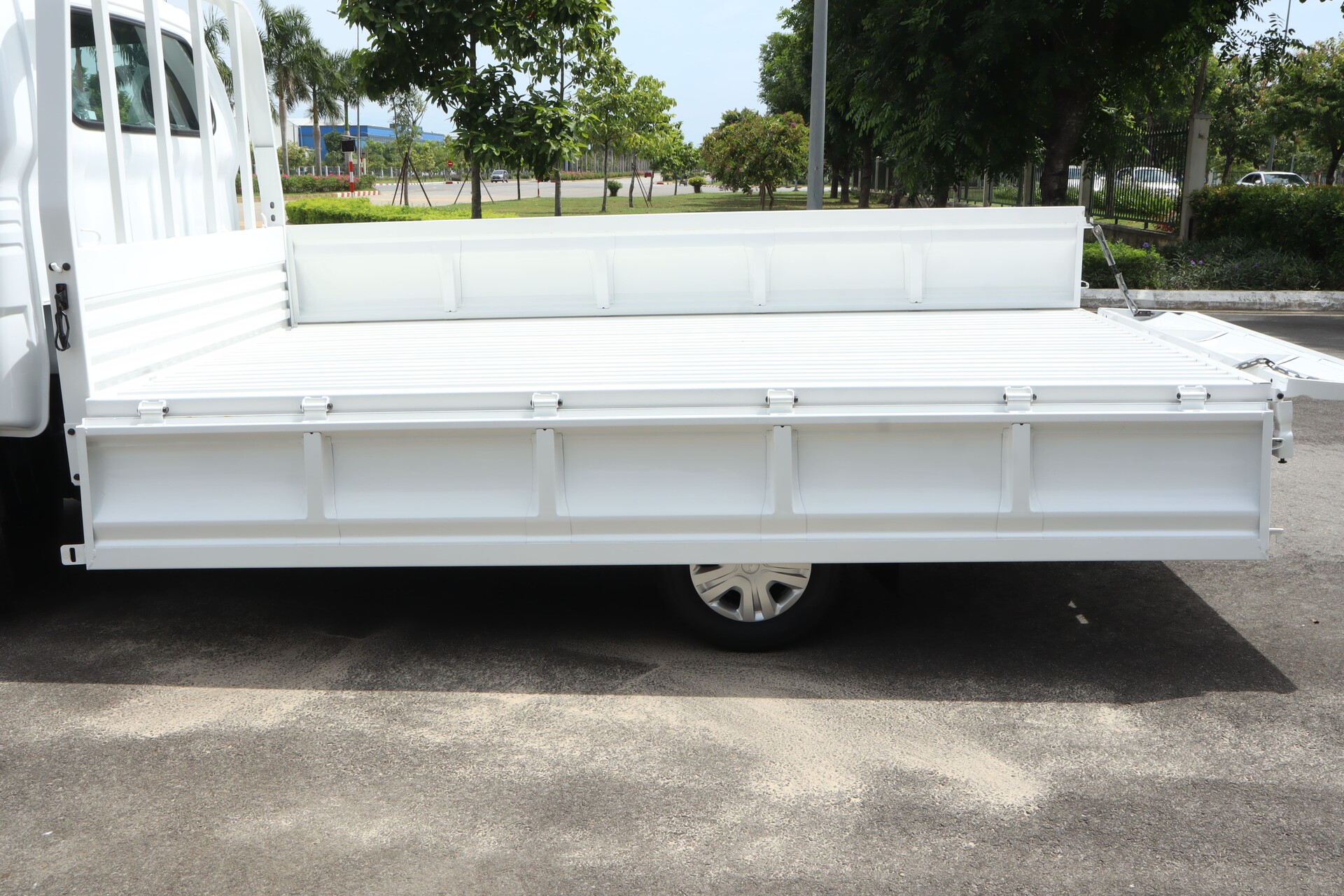 FRONTIER K200 - Thùng lửng - tải 1.990 kg