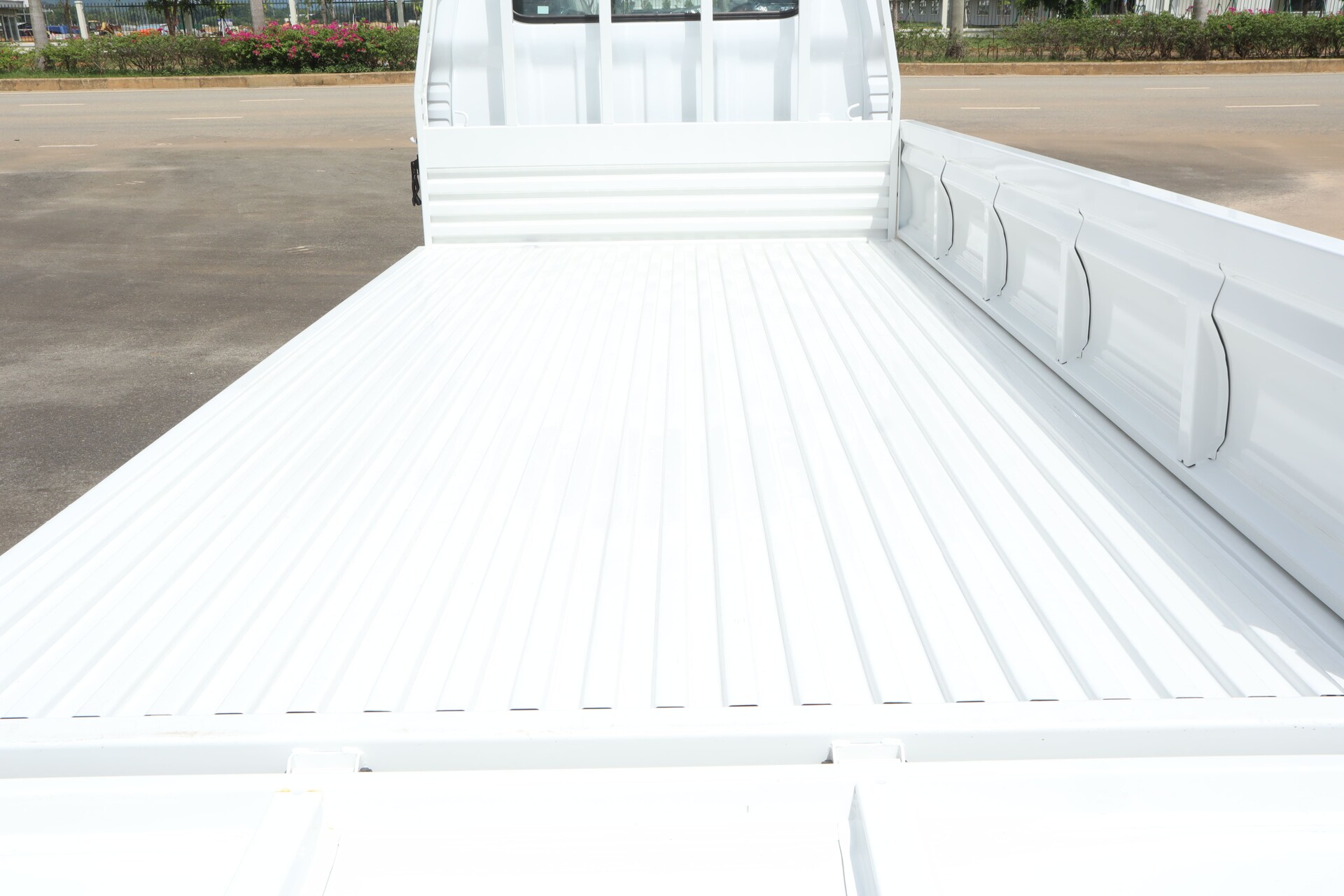 FRONTIER K200 - Thùng lửng - tải 1.990 kg