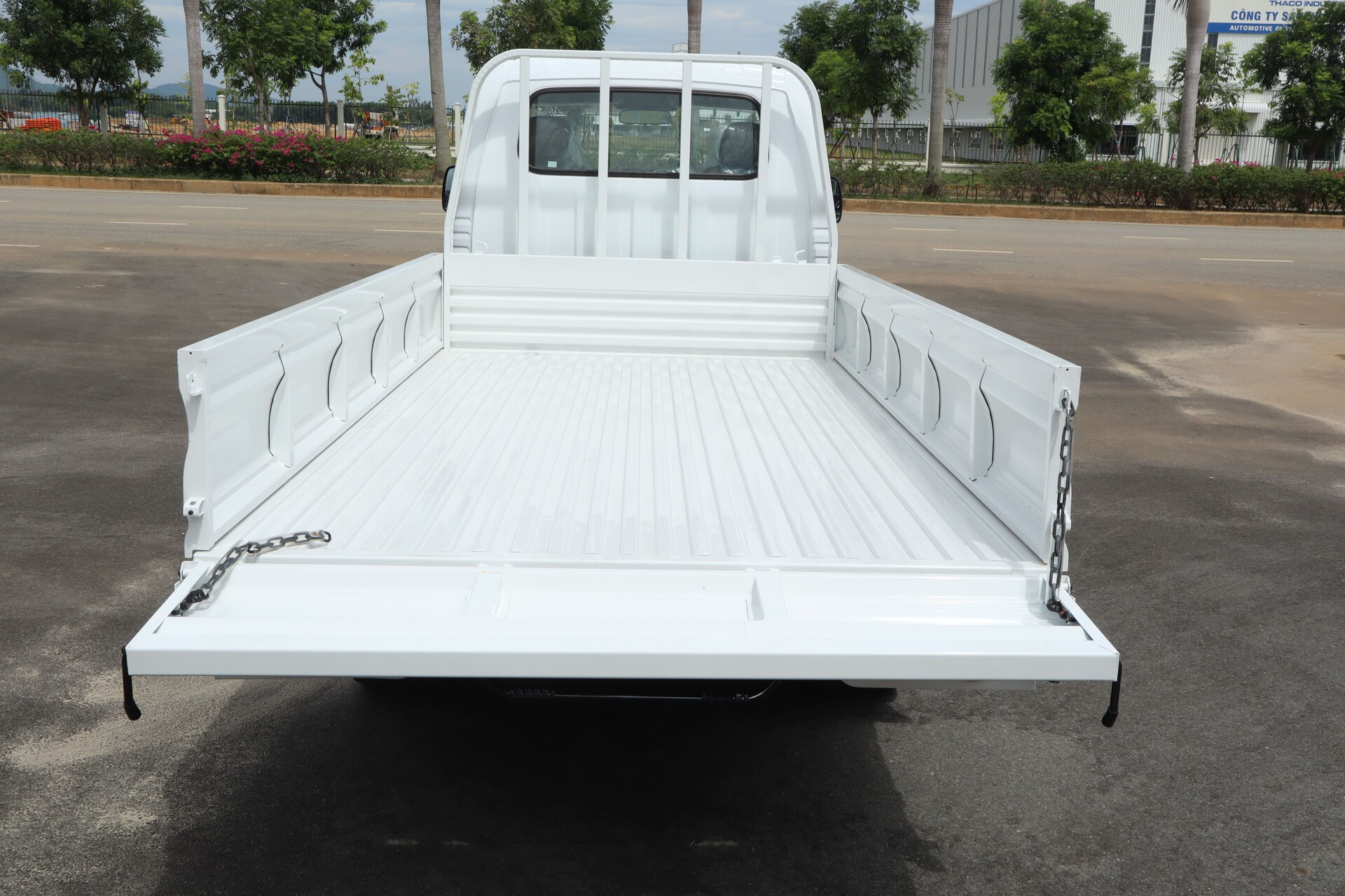 FRONTIER K200 - Thùng lửng - tải 1.990 kg