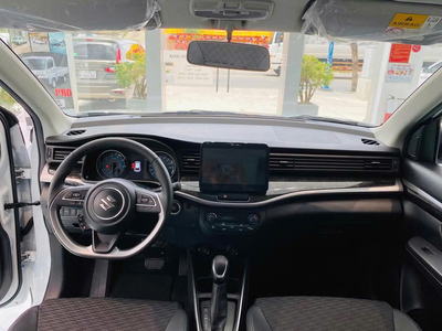 Suzuki XL7 Hybrid 1 Tone