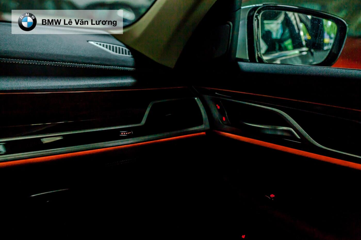 BMW 740Li - Hình 1