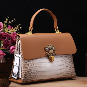 Túi xách / đeo chéo Nữ Chauxunel Doris 9010K Chính Hãng