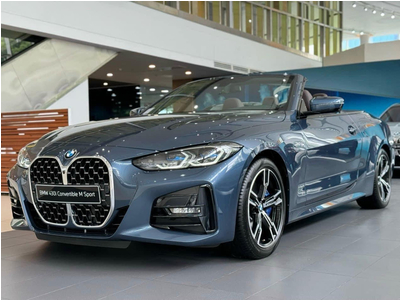 BMW 430i Convertible 2025