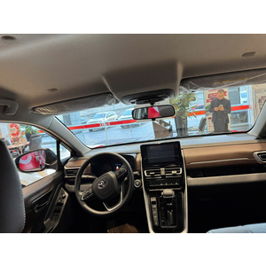 Toyota Innova Cross 2.0G