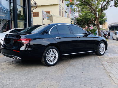 Mercedes-Benz E200 Exclusive