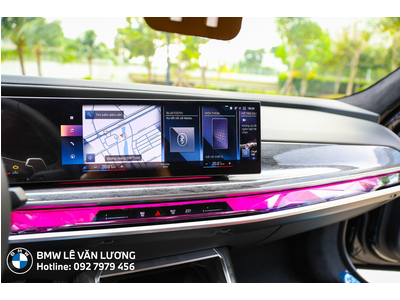 BMW 740i Pure Excellence 2025