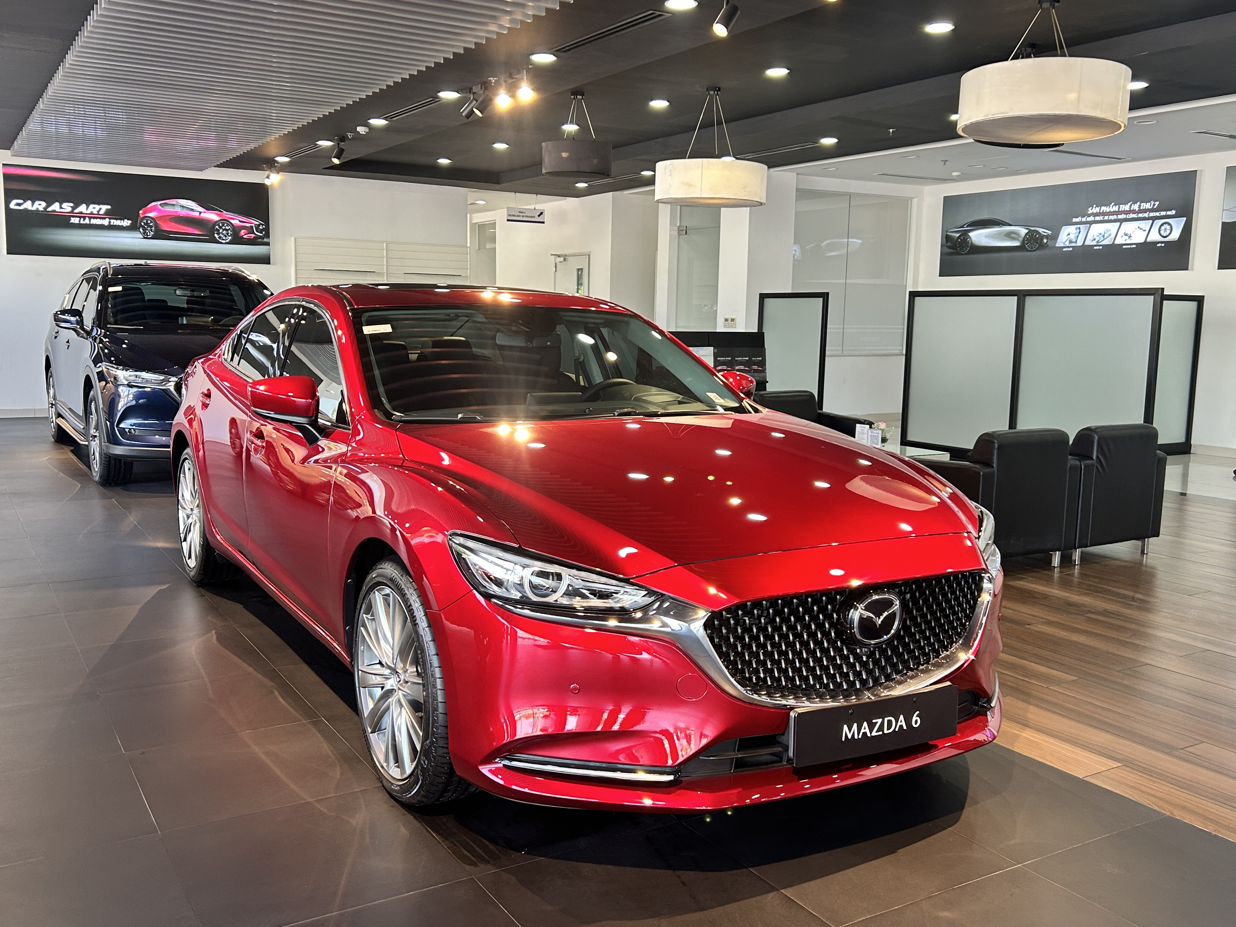 CHỈ HƠN 700 TRIỆU ĐỒNG - CƠ HỘI CUỐI CÙNG ĐỂ SỞ HỮU DÒNG XE BIỂU TƯỢNG CHO SEDAN HẠNG D