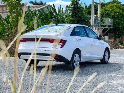 Hyundai Accent 1.5L MT