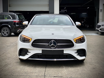 Mercedes Benz E300 AMG