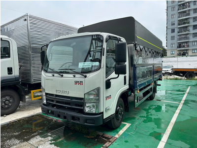 Isuzu 2.7 Tấn – QKR270 – Xe Tải Thùng Mui Bạt Dài 4.4m (QKR77HE5)