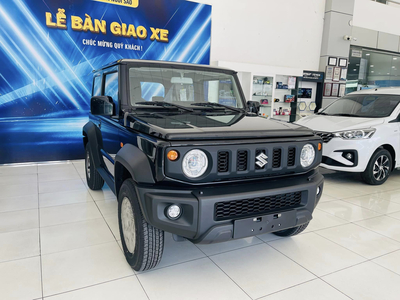 Suzuki Jimny (1 tông màu)