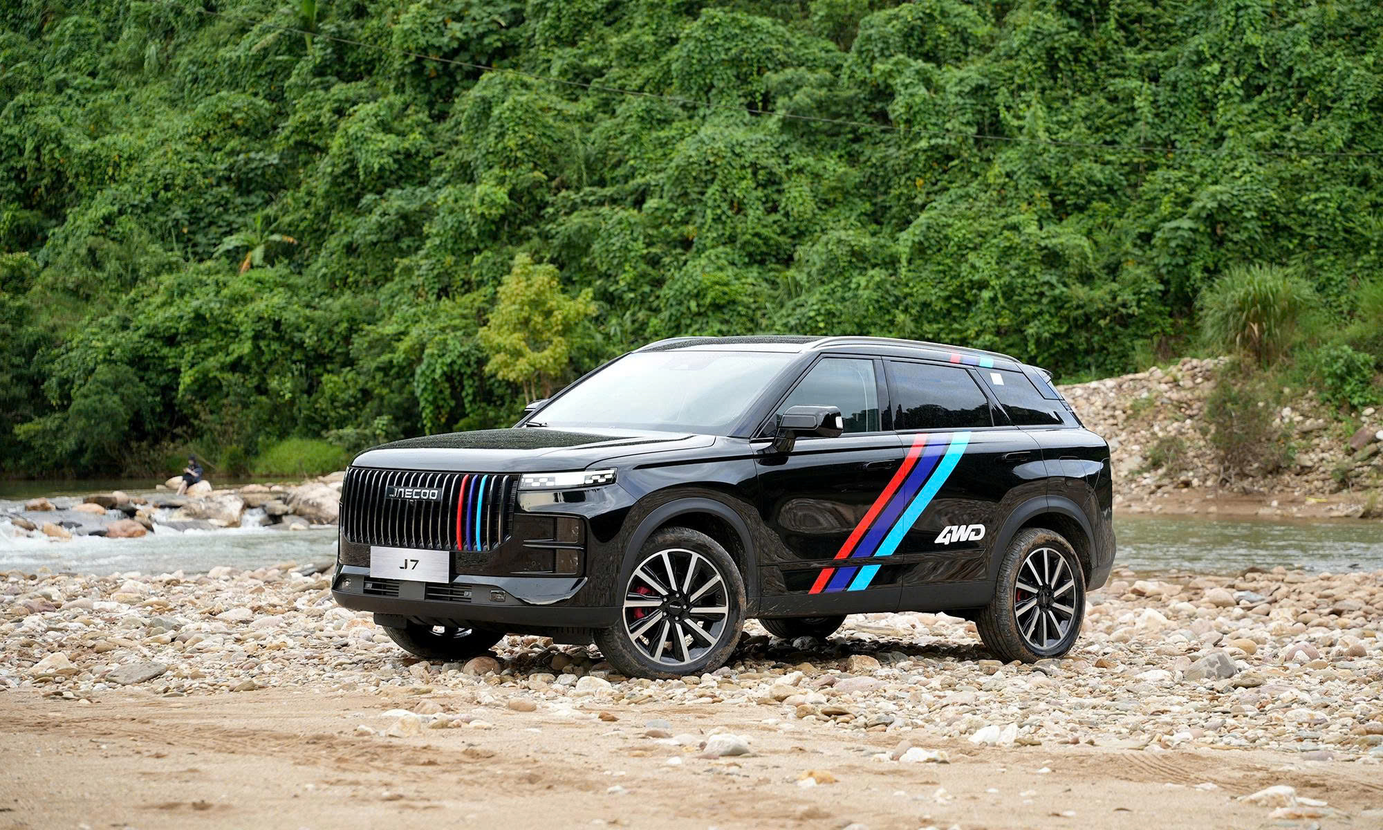 Jaecoo J7 dẫn động AWD: Dẫn động 4 bánh sắp trình làng Việt Nam