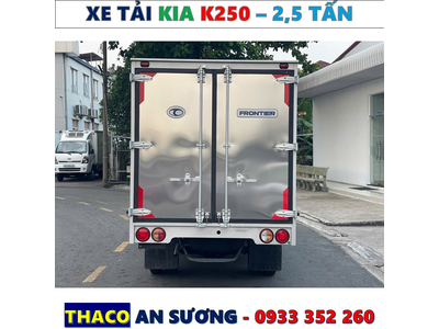 XE TẢI KIA K250 THÙNG KÍN MỚI NHẤT 2026