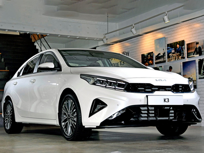 KIA K3 1.6 Deluxe (MT)