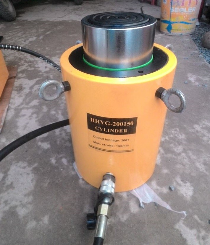 kích thủy lực 200 tấn