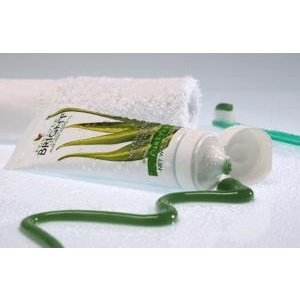 Kem đánh răng Forever Bright Toothgel Mã Số 028