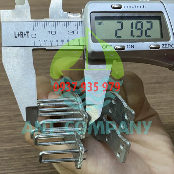 hình ảnh đo thực tế - Kẹp bản lề nối băng tải SL từ 10mm đến 12mm