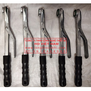 Kẹp gắp phôi 1 nam châm màu đen