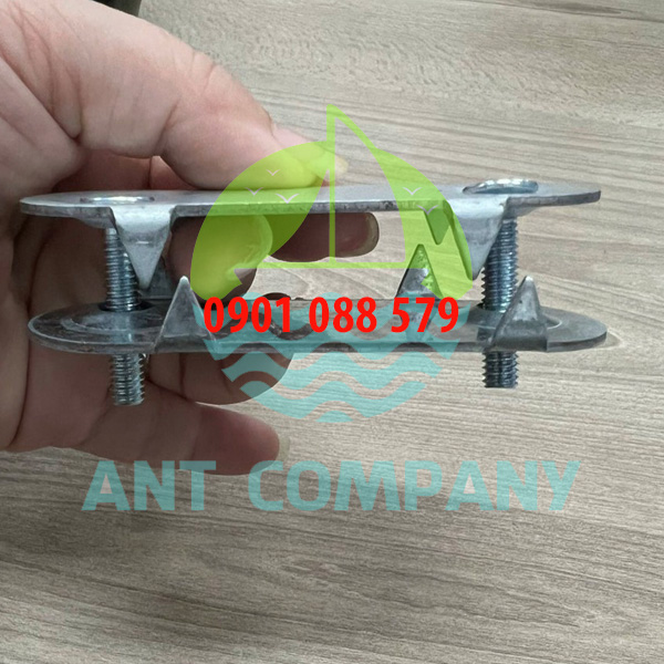 Loại ghim kẹp nối hàng Việt Nam có bulong
