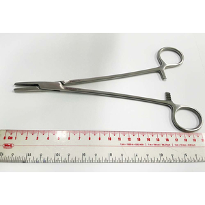 Kẹp kim phẫu thuật Mayo-Hegar thẳng 20cm G14.22.0050.20