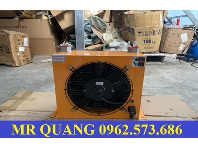 Két làm mát dầu thủy lực