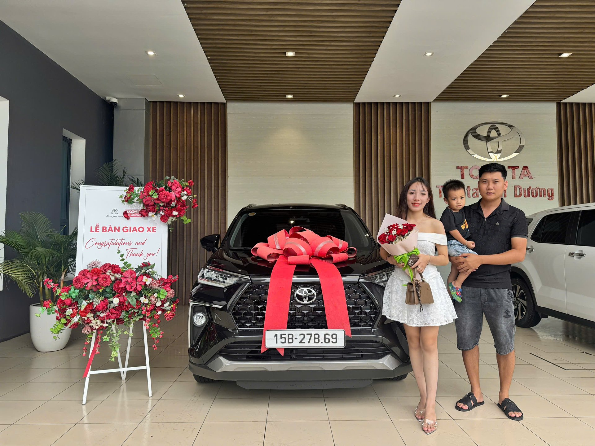 Toyota Veloz Cross ưu đãi tháng 8 tại Hải Dương Hải Phòng