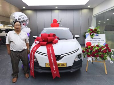 KHÁCH HÀNG TRẦN QUANG HƯNG VF5 -S