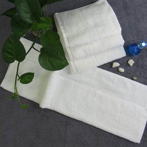 Khăn Mặt Khách Sạn Tiết Kiệm 34x70-100 Trắng