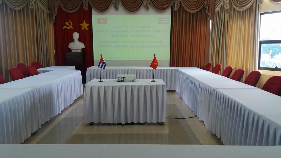 Khăn Trải Bàn 04