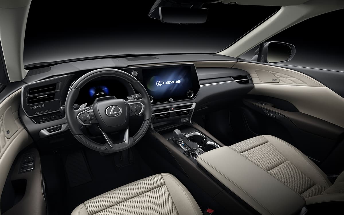 khoang lái tazzuna Lexus RX 350h Luxury