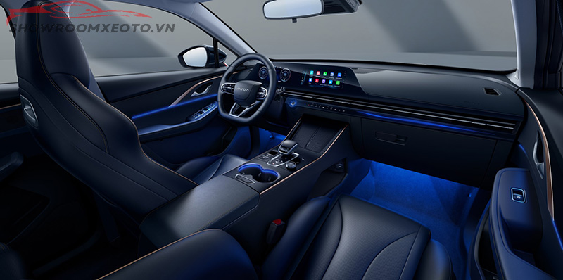 Khoang cabin phong cách "vũ trụ số" trên xe Omoda C5