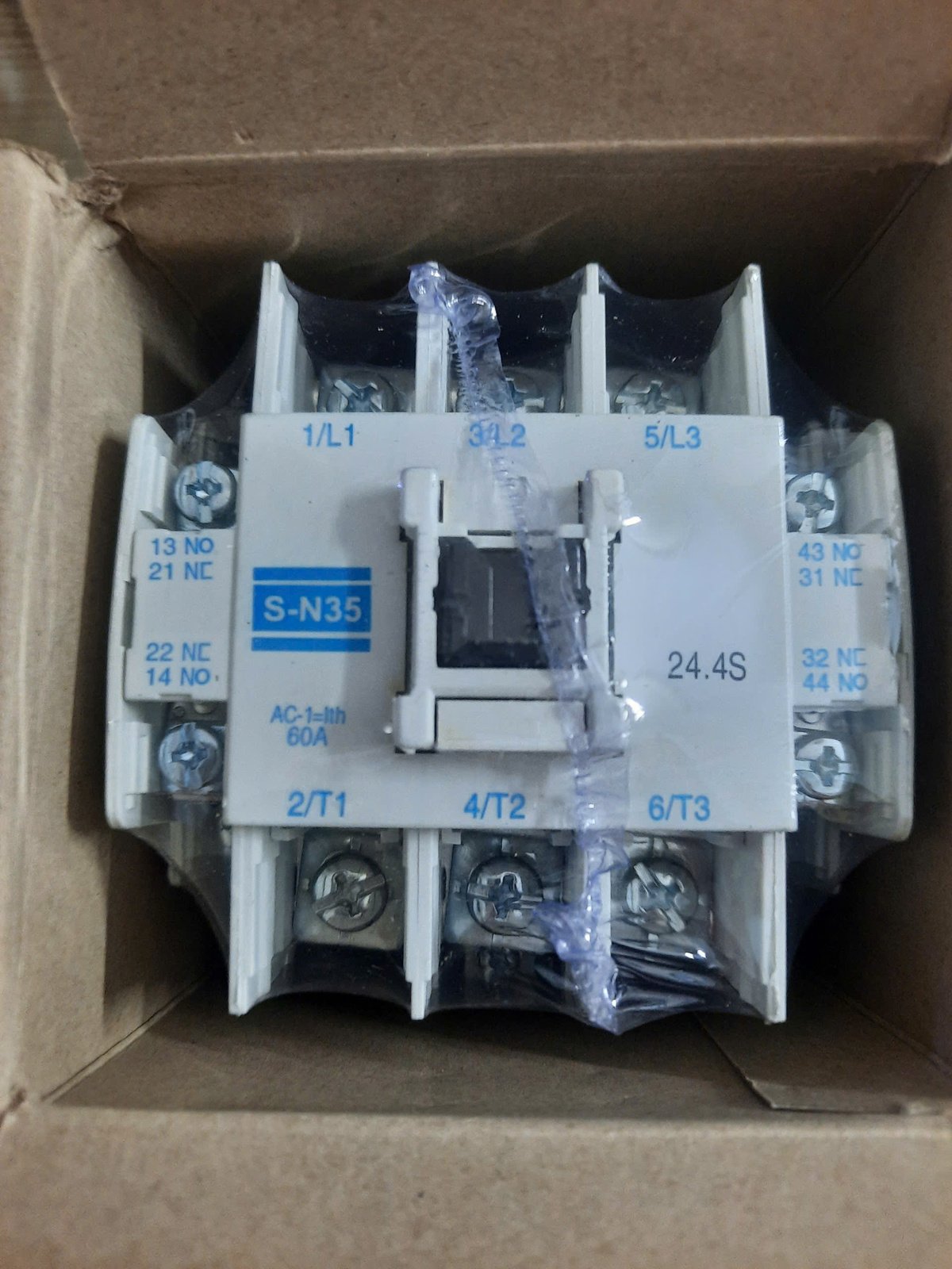 KHỞI ĐỘNG TỪ MITSUBISHI 35A MỚI