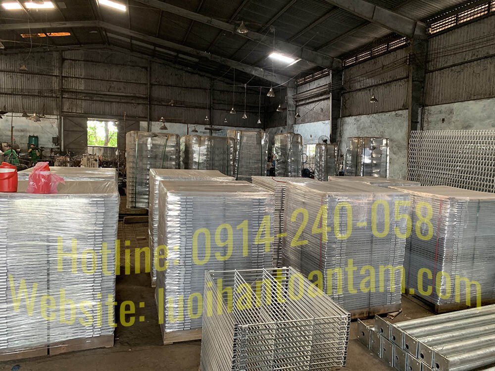 nha-may-toantam-hang-rao-luoi-thep-6