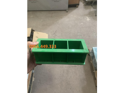 Khuôn nhựa đúc mẫu vữa 50mm