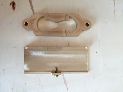 Khuôn giãn dài nhựa