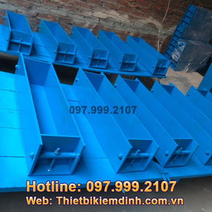 khuôn uốn dầm kích thước: 150x150x600mm