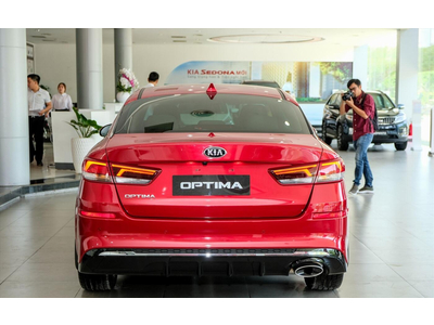 KIA Optima 2.0 - Luxury