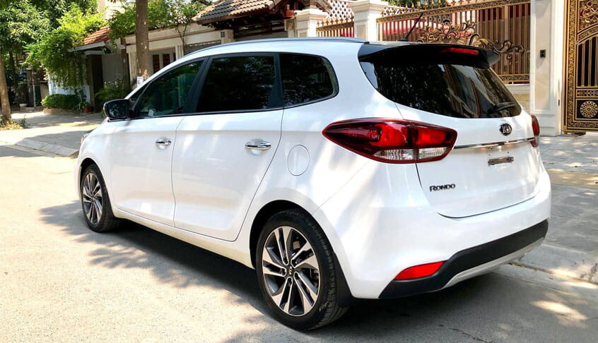 KIA Rondo xe 7 chỗ giá rẻ tại Việt Nam