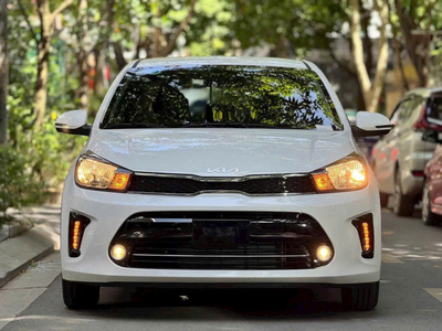 KIA Soluto AT Deluxe